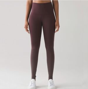 EUC Lululemon | Wunder Under Pant High Rise Ombre Black Cherry Size 4